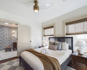 Buchanan Bungalow - Eclectic Mid-Mod Design Dt - Lafayette - Bedroom
