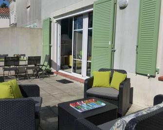 Villa L'Aiguillon-sur-Vie, 3 bedrooms, 6 persons - L'Aiguillon-sur-Vie - Patio