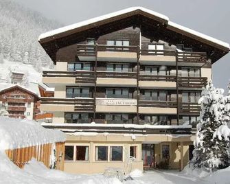 Jägerhof - Saas-Fee - Gebäude