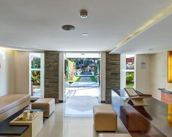 Discovery Kartika Plaza Hotel - Kuta - Vestíbul