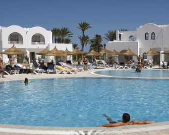 Djerba Sun Beach Hotel and Spa - Houmt Souk - Piscina
