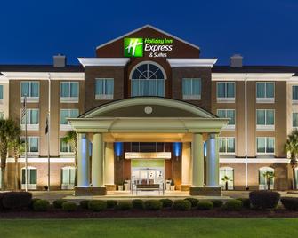 Holiday Inn Express & Suites Florence I-95 @ Hwy 327 - Florence - Building