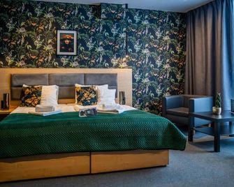 Seven Hotel Bytom - Katowice - Bytom - Bedroom