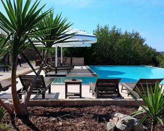 Antica Masseria Pescu - Presicce - Piscina