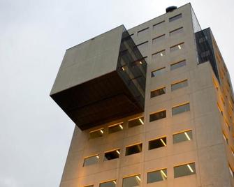 The James Hotel Rotterdam - Rotterdam - Building