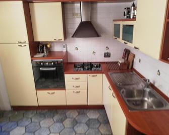 La Porta delle 5 Terre Trilocali - Bonassola - Cucina
