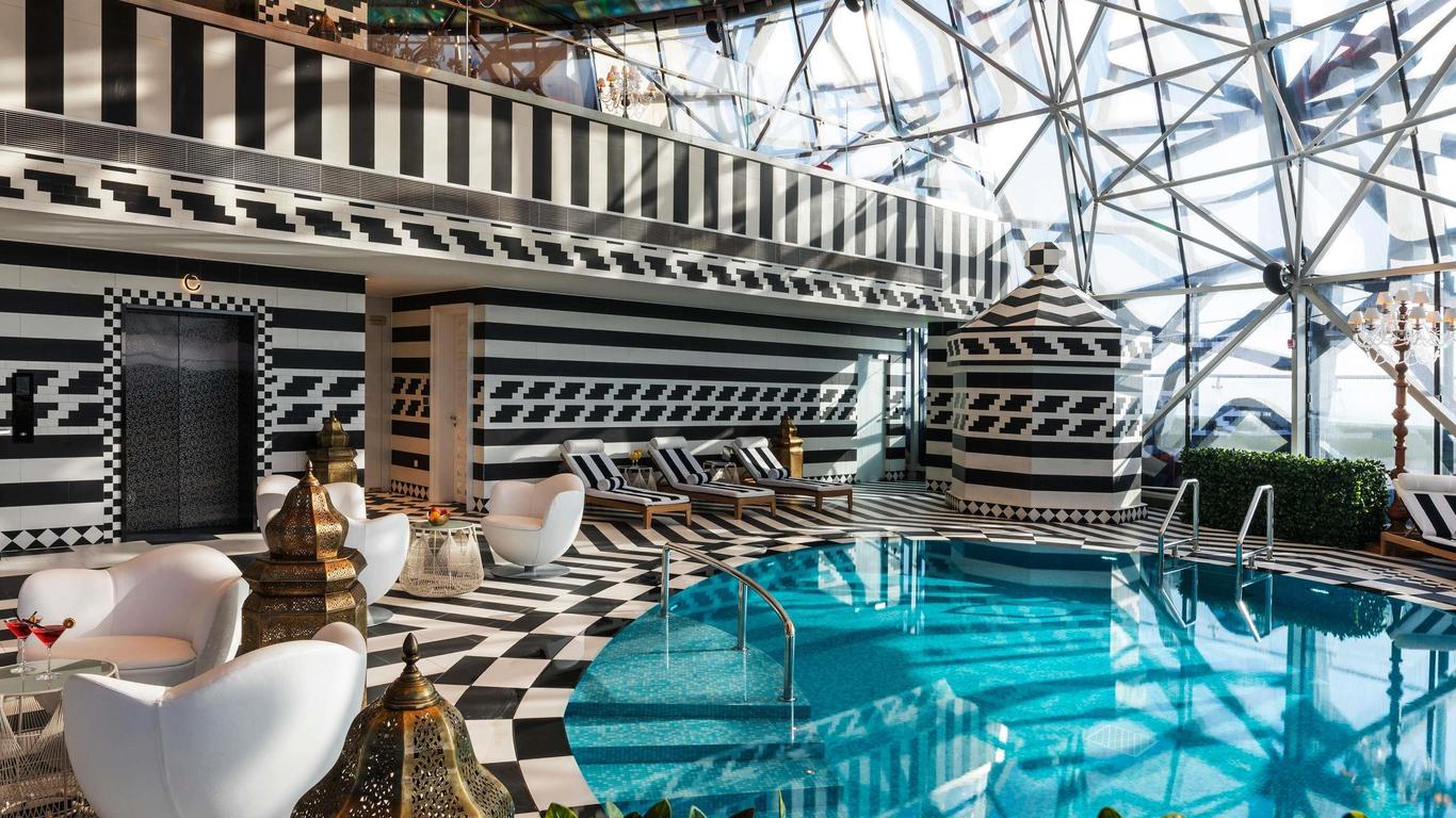 Mondrian Doha