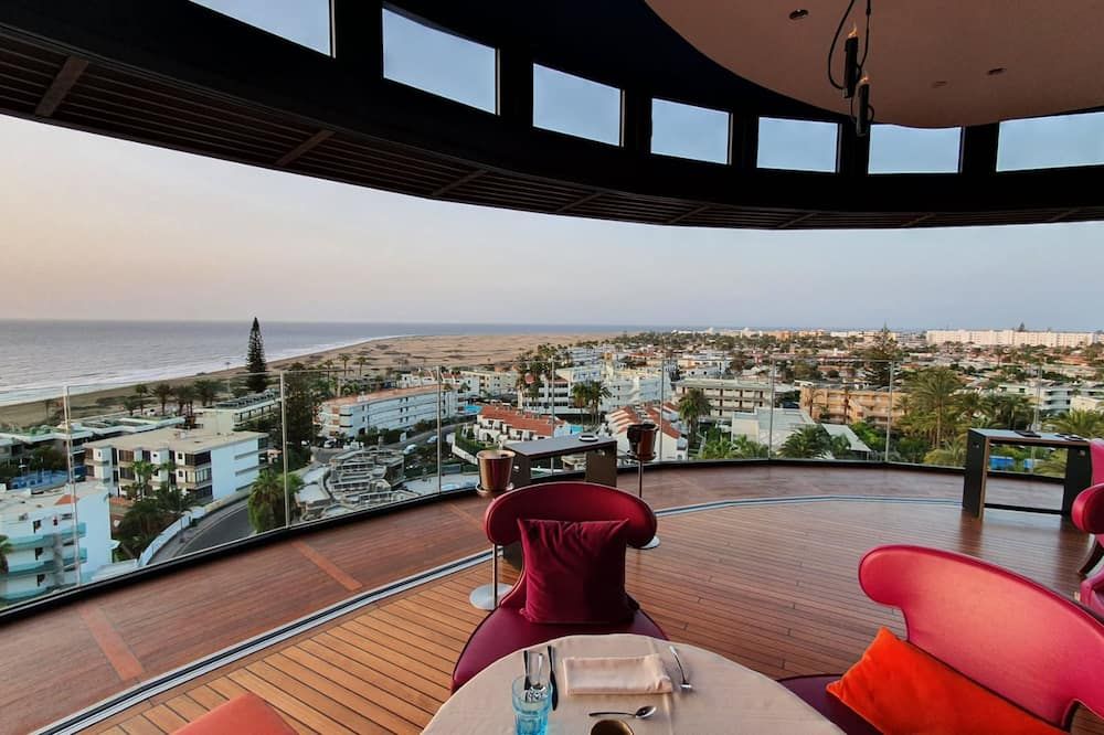 بوهيميا سويتس آند سبا - للبالغين فقط