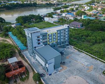Ezyinn - Nakhon Sawan - Edificio
