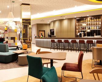 Hampton by Hilton Munich Airport South - Hallbergmoos - Bar