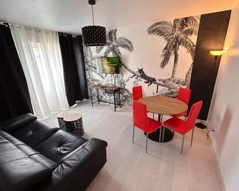 Esprit Panthère - Mulhouse - Living room