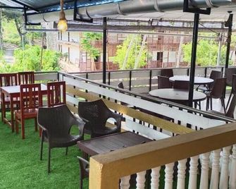 White Pearl Homestay - Port Blair - Balkon