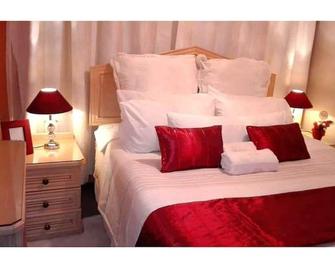 Reemaros for your perfect rest and relaxation - Margate - Bedroom