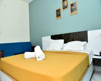 Nilton Bay Residency - Pondicherry - Schlafzimmer