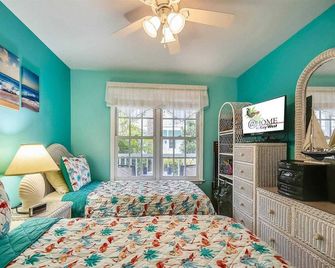 Always Your Paradise by AvantStay Shared Pool Near Zachary Beach Week Long Stays Only - קי ווסט - חדר שינה