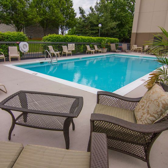 Pool view of Hampton Inn Winchester-University/Mall Area