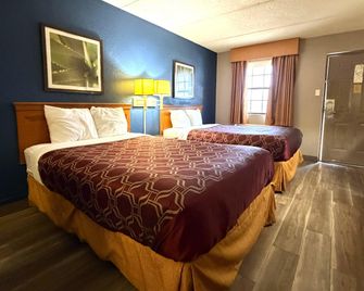 Townhouse Garden Inn & Suites San Antonio I 35 - San Antonio - Makuuhuone