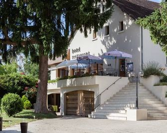 La Bonne Etape - אמבויז - בניין