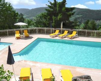 Chalet charmant au Tholy avec piscine partagée - Le Tholy - Piscine