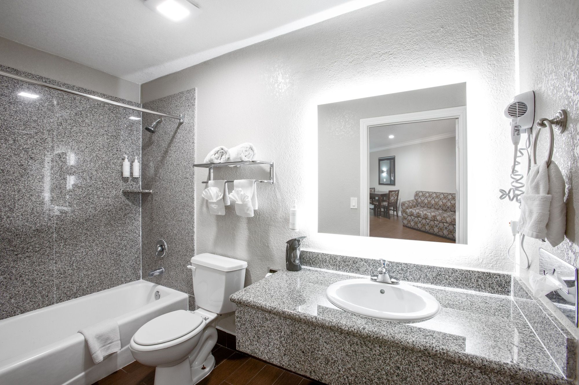 Elev8 Hotel Los Angeles, Lax - Inglewood - Bathroom