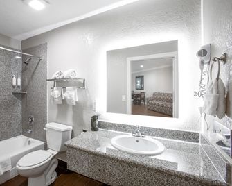 Elev8 Hotel Los Angeles, Lax - Inglewood - Bathroom
