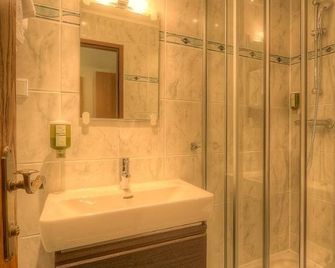 Burgenländerhof Hotel Garni - Mörbisch am See - Bathroom