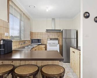 The Moorings I Pet Friendly - Saint Leonards - Cocina