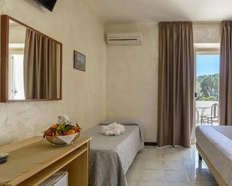 Hotel Cristallo Paestum - Capaccio