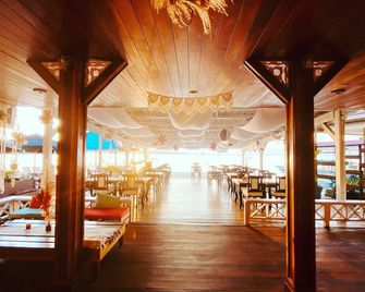 La Casa Corazón - Bocas del Toro - Restaurace