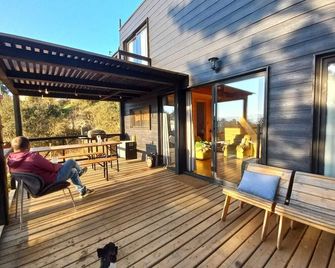 Hermosa cabaña con vista al lago Vichuquén - Vichuquén - Patio