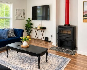 Tranquil Forest Haven Where Georgia Meets Florida - Thomasville - Wohnzimmer