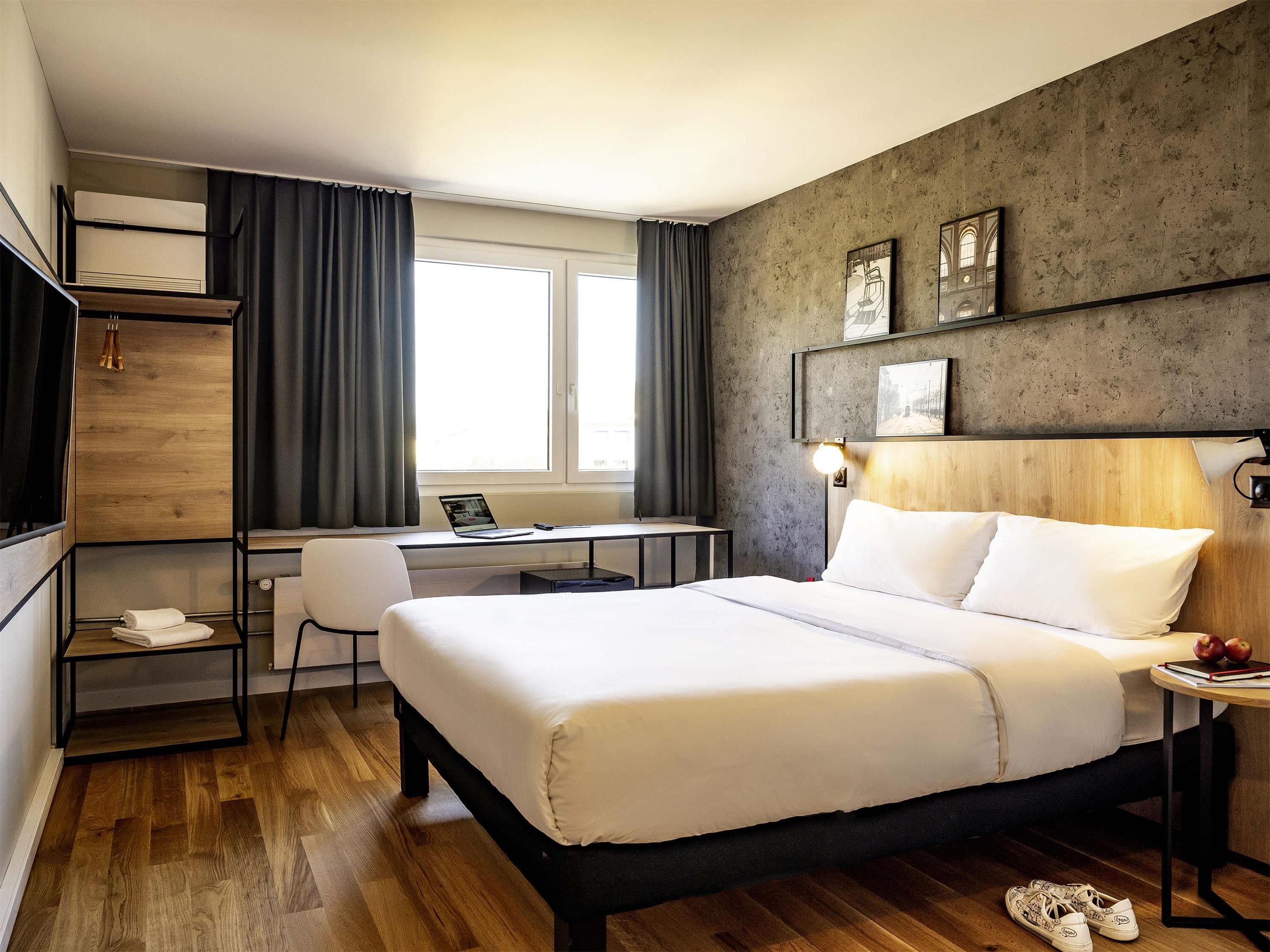 إيبيس زيوريخ أدليسويل