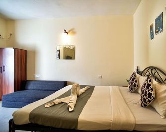 The Coral Reef - Candolim