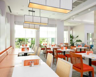 Hilton Garden Inn Houston/Clear Lake NASA - Webster - Restaurante