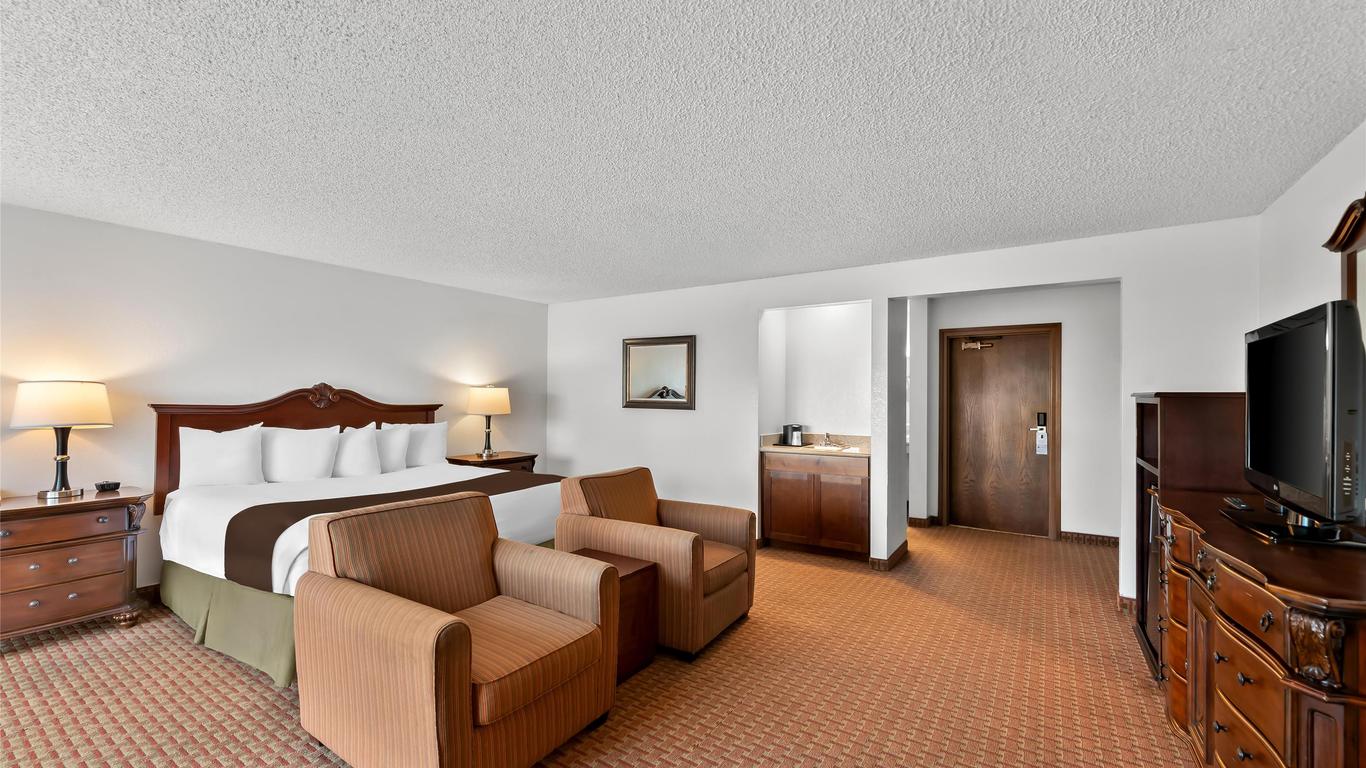 Best Western Chieftain Inn