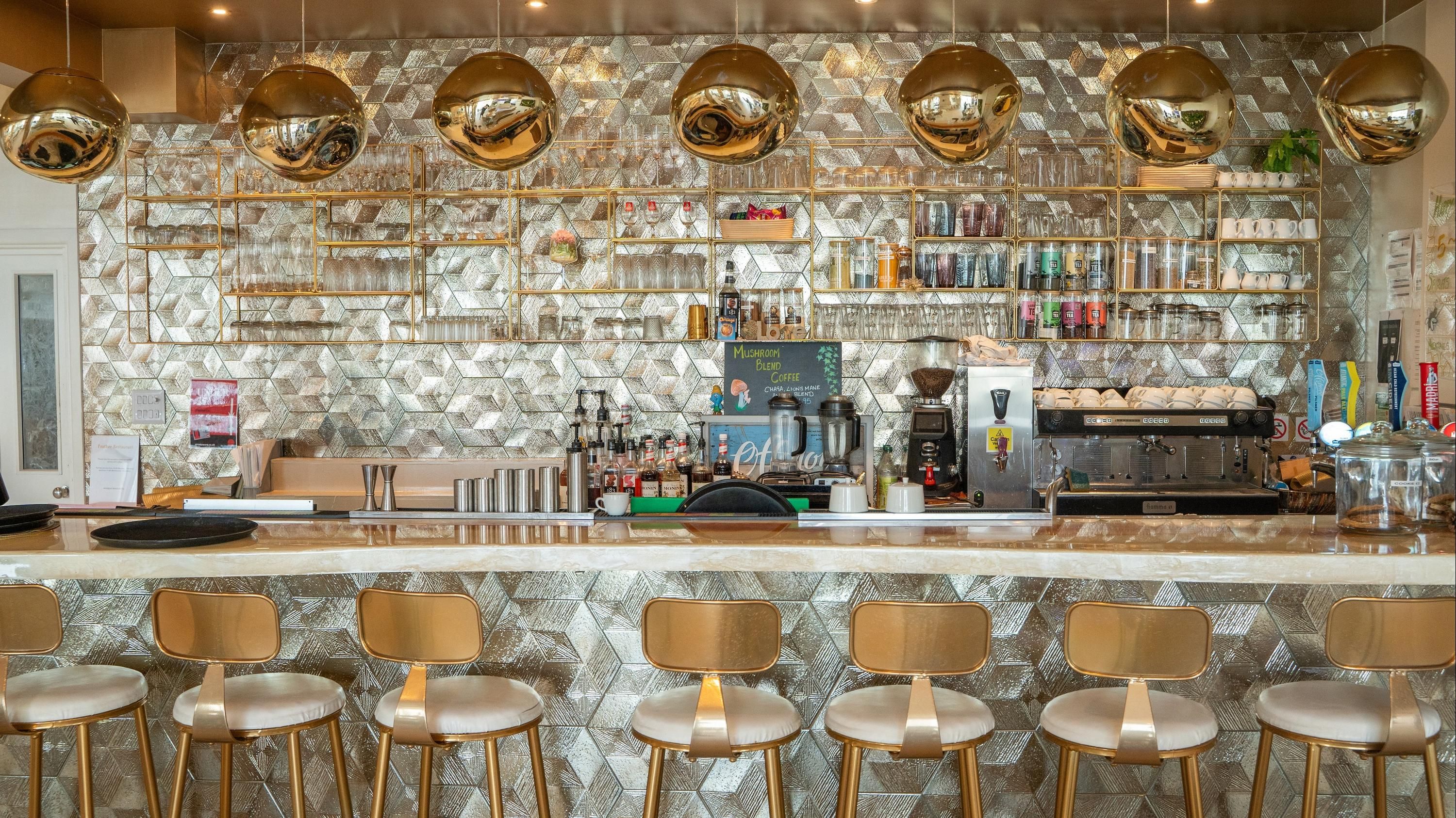 OYO Newquay Beach Hotel - ניוקי - בר