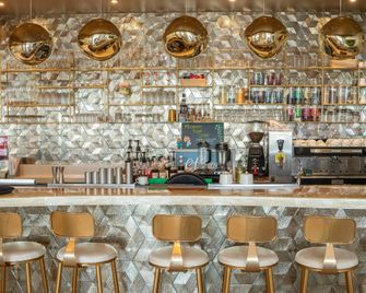 OYO Newquay Beach Hotel - ניוקי - בר