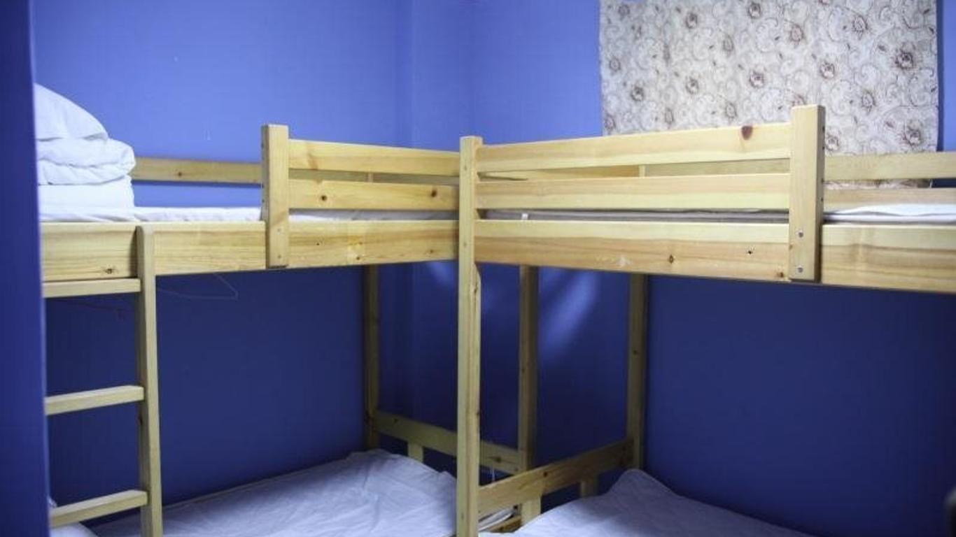 P.Loft Youth Hostel