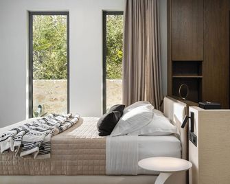 Dyo Beach Suites - Platanias - Schlafzimmer