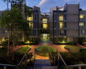 Mantra Castle Hill Sydney - Castle Hill - Building