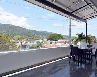 Casmar - 3 - Puerto Vallarta - Balcon