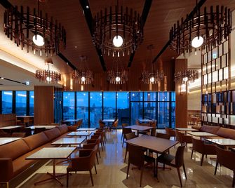 كانديو هوتلز كوماموتو شينشيجاي - كوماموتو - مطعم