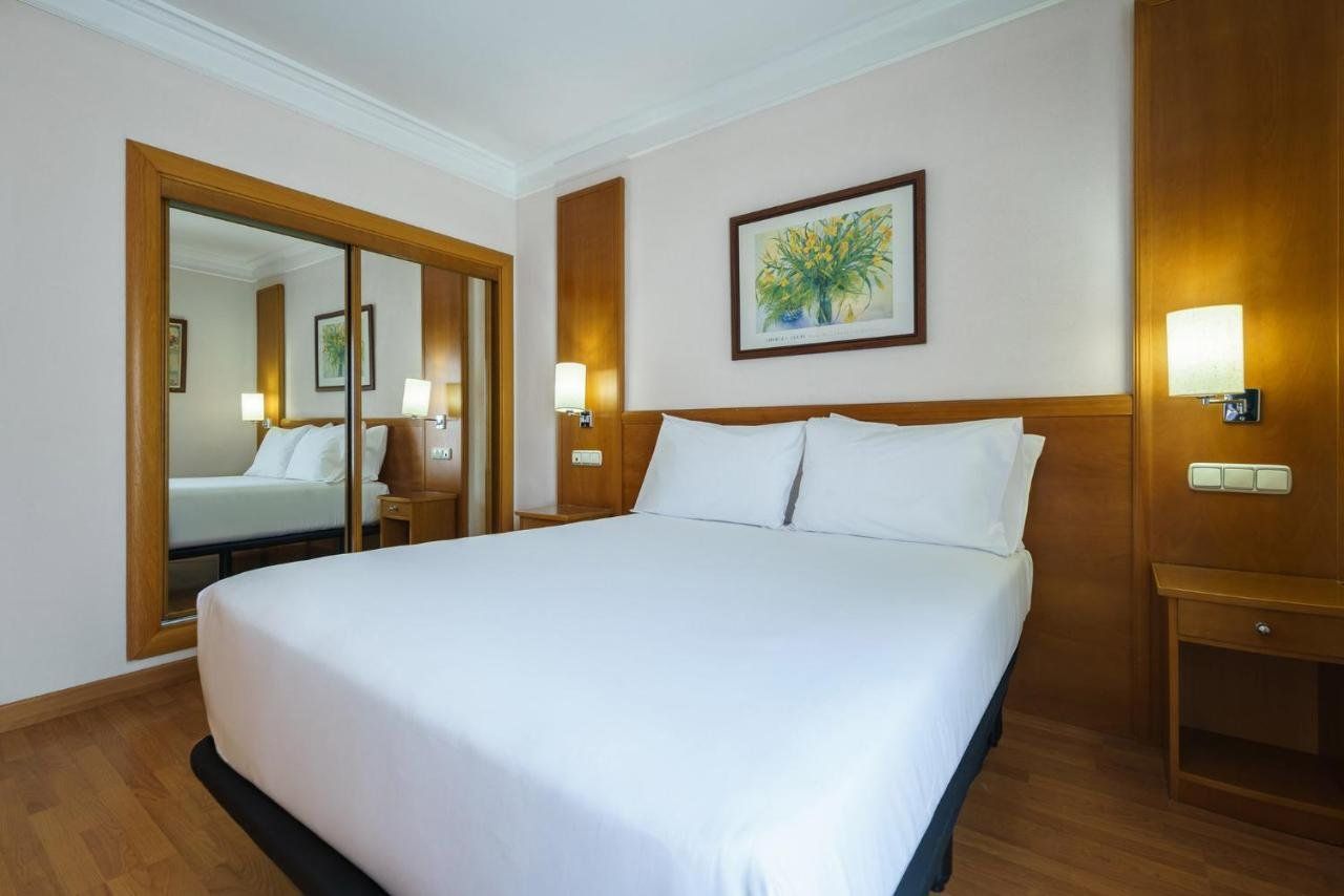 كريسول ألميريا - الميريا - غرفة نوم