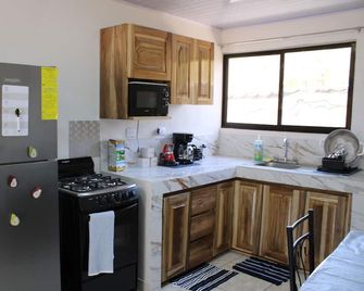 Casa Sirena - Mermaid House- 2-bedroom villa - Guardia - Kitchen