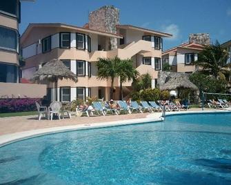 Coral Mar - Cancún - Piscina