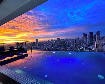 Parc21 Luxury Boutique Hotel - Phnom Penh - Pool