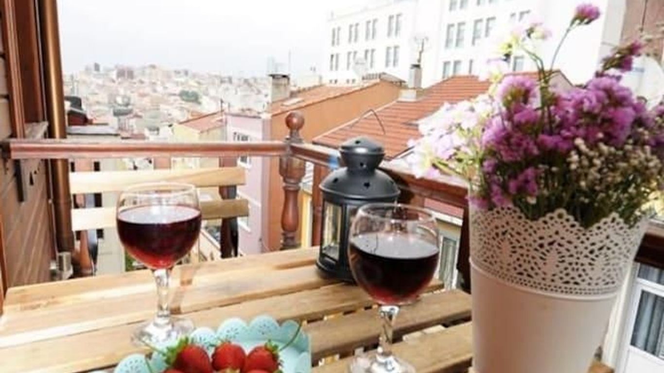 Suite Dreams Istanbul Hostel