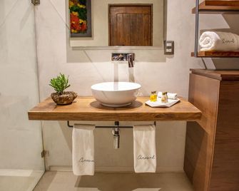 Areval Hotel Boutique de Lago & Eventos - Jocotepec - Badkamer