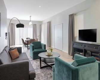 Club Wyndham Perth, Trademark Collection by Wyndham - Perth - Salon