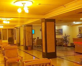 Sancak Hotel - Büyükçekmece - Recepción